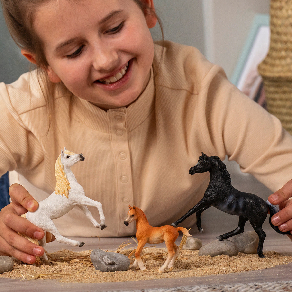 Schleich store arabian mare