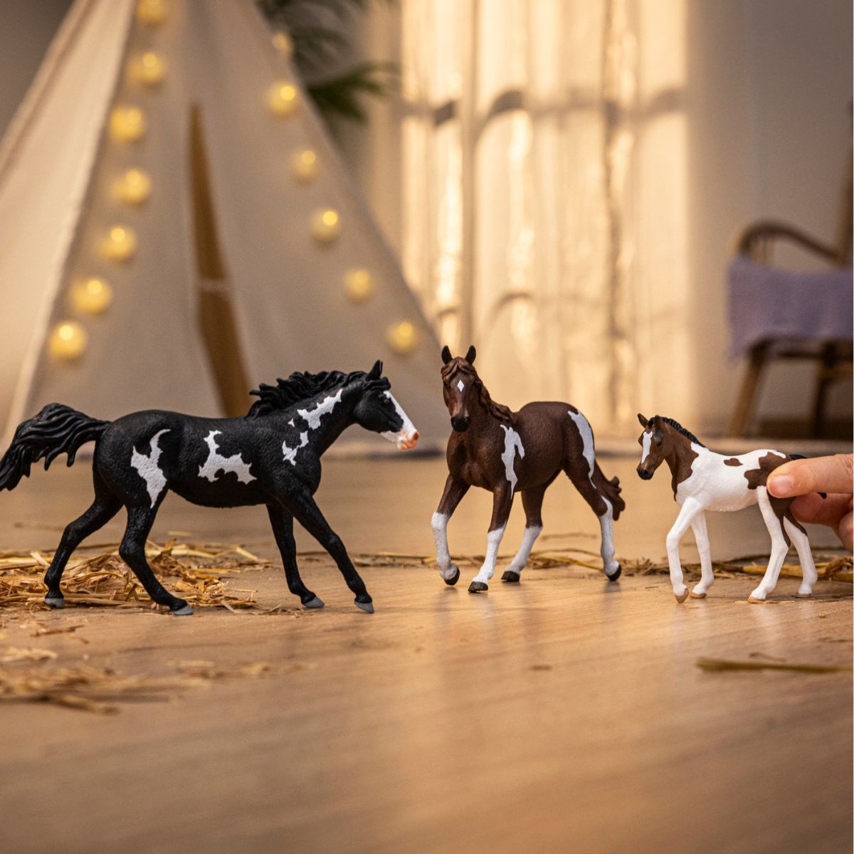 Paint Horse Foal 14899 | Schleich USA Inc.