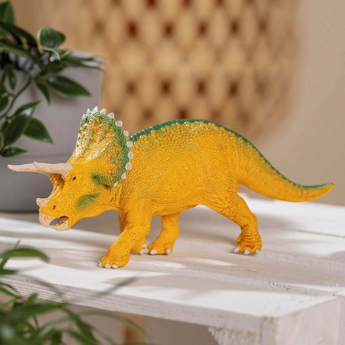 Yellow Triceratops 72259 | Schleich USA Inc.