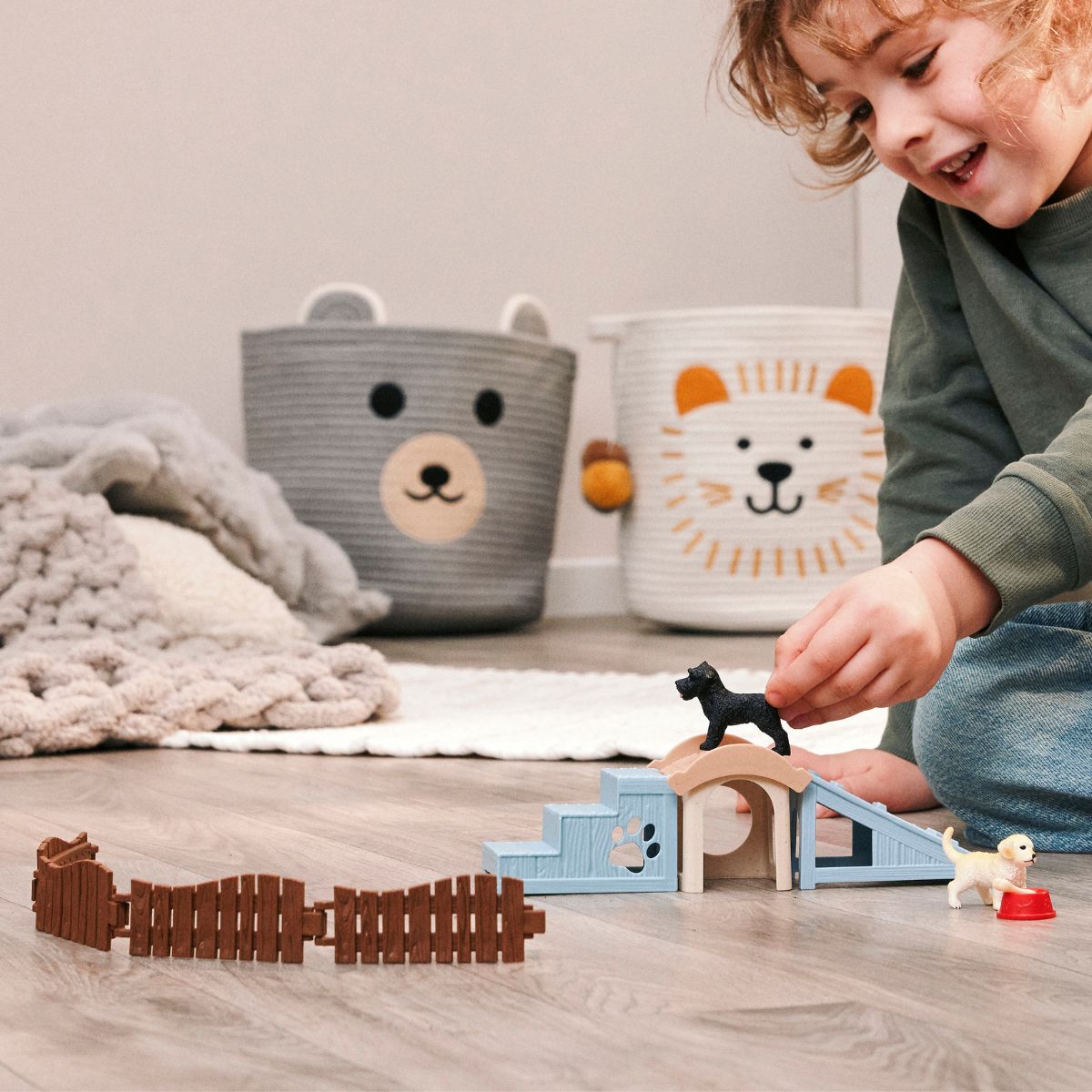 Des aventures amusantes pour les petits chiots