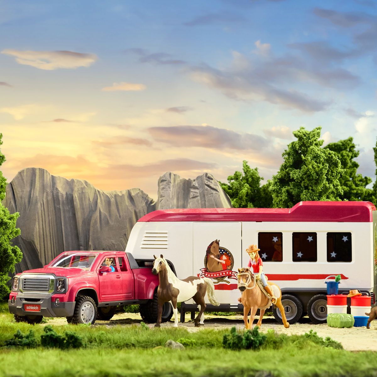SCHLEICH - Figurine 42346 - Cheval - Pick-up avec remorque pour cheval - Horse club - Jeux - Jouets SCHLEICH - Figurine 42346 - Cheval - Pick-up avec remorque pour cheval - Horse club - Jeux - Jouets