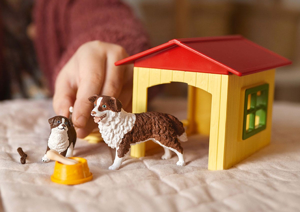 Schleich dog clearance kennel